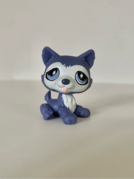 Littlest Pet Shop Other - Littlest Pet Shop Husky Figure